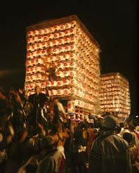 �������R�Ԃ͊������グ��